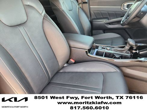Certified 2025 Kia Sorento SX AWD/4WD image 13