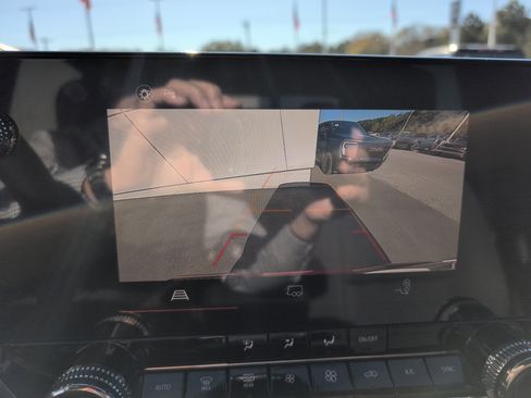 New 2026 GMC Canyon Elevation w/ Convenience Package image 19