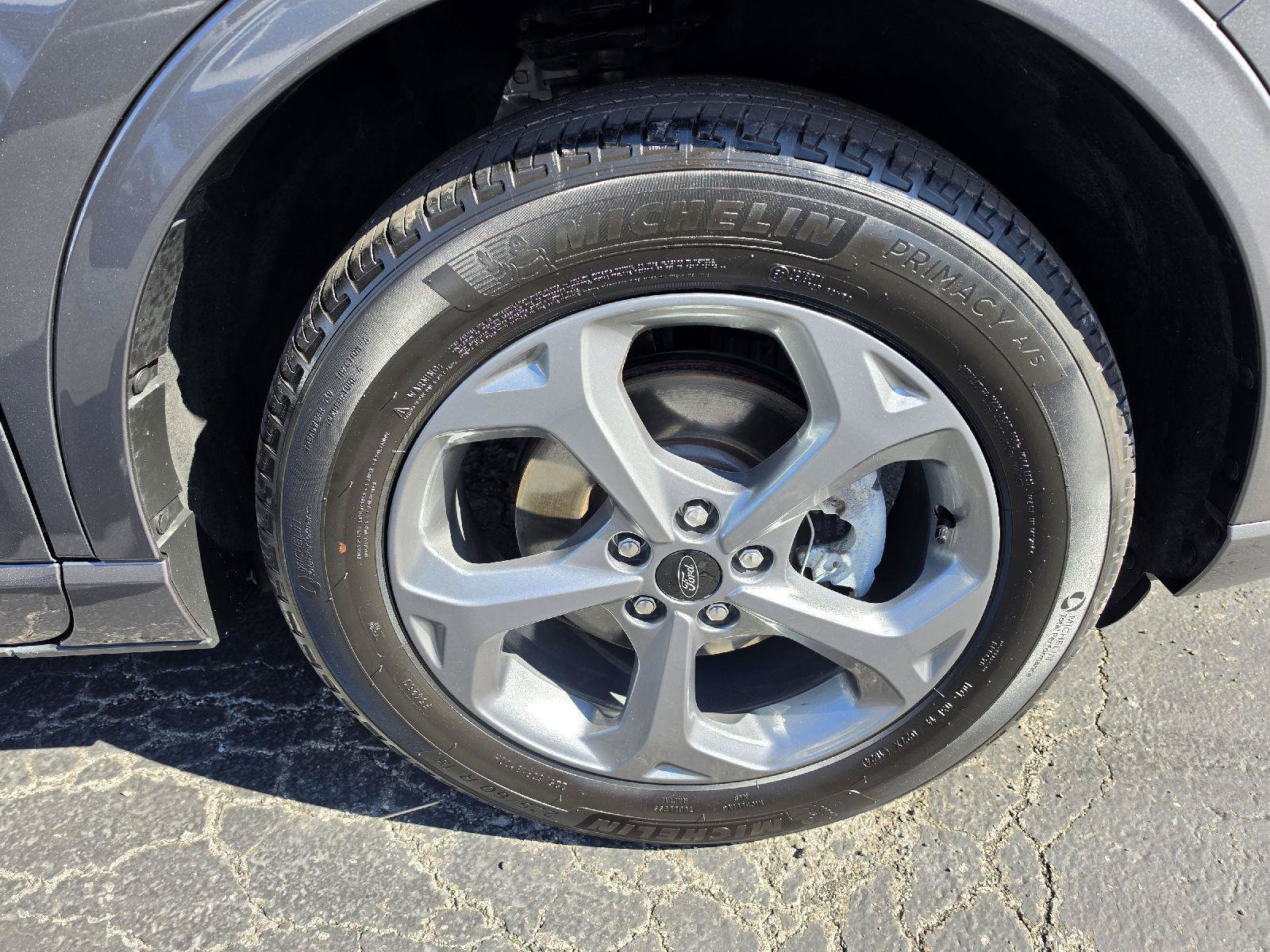 Used 2024 Ford Escape ST-Line w/ Tech Pack #1 AWD/4WD image 6
