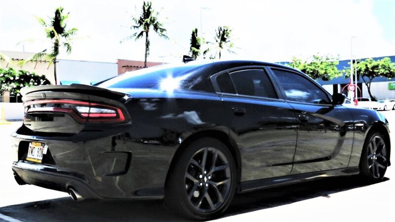 Used 2019 Dodge Charger R/T w/ Plus Group RWD image 10