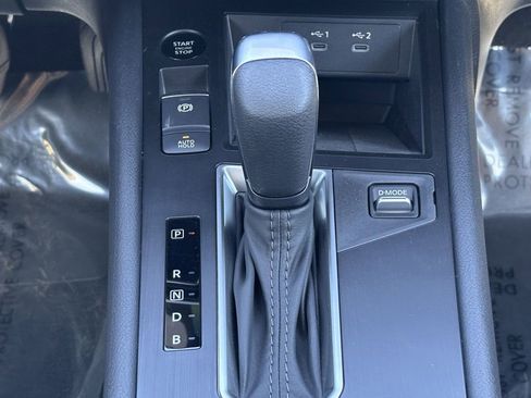 New 2026 Nissan Kicks S image 18