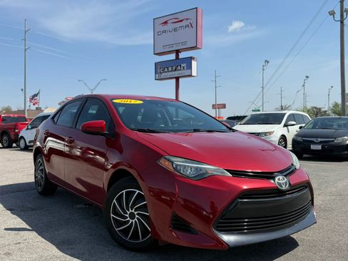Used 2017 Toyota Corolla LE FWD image 31
