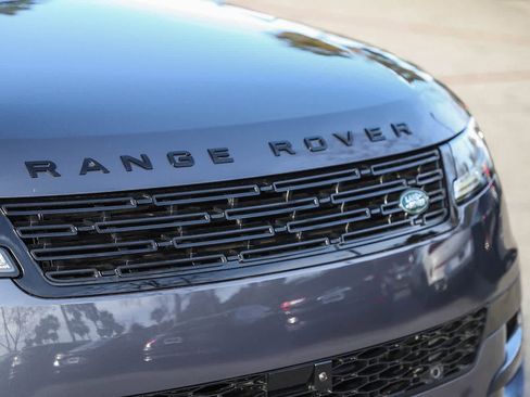 New 2026 Land Rover Range Rover Sport Dynamic SE image 5