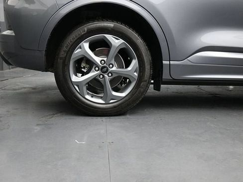 Used 2024 Ford Escape ST-Line FWD image 13