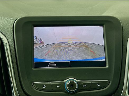 Used 2024 Chevrolet Equinox LS w/ LS Convenience Package image 13