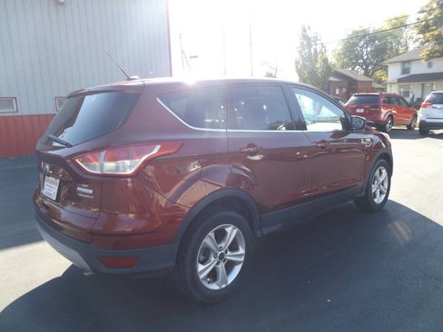 Used 2016 Ford Escape SE image 7