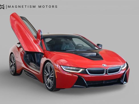 Used 2017 BMW i8 image 11
