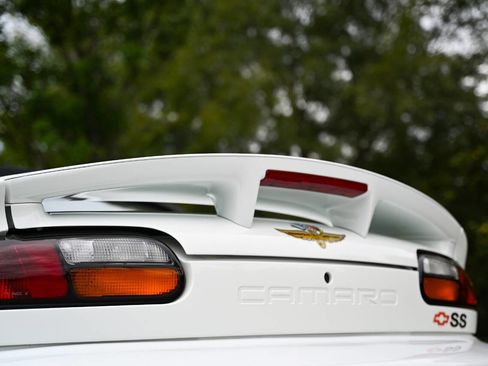 Used 2000 Chevrolet Camaro Z28 w/ SS Performance/Appearance Pkg image 56