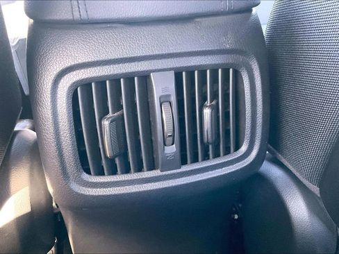 Used 2015 Kia Sportage LX FWD image 12