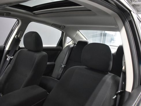 Used 2014 Nissan Altima 2.5 SV w/ Convenience Package image 16