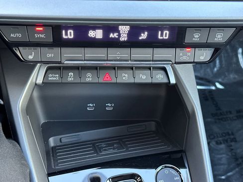 Used 2025 Audi A3 2.0T Premium image 20