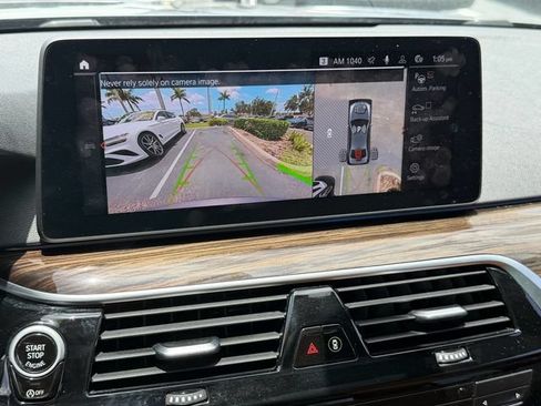 Used 2021 BMW 530i w/ Convenience Package RWD image 18