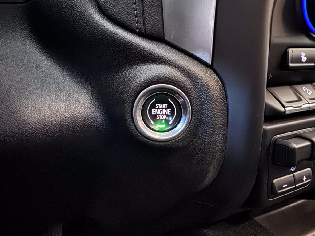 Certified 2021 Chevrolet Silverado 1500 RST AWD/4WD image 24