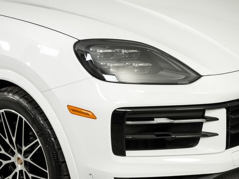 New 2026 Porsche Cayenne image 39