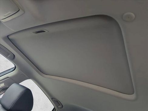 Used 2018 Honda Accord EX-L image 12