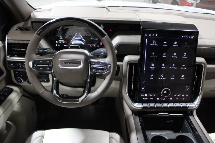 New 2026 GMC Yukon XL Denali w/ Denali Reserve Package AWD/4WD image 33