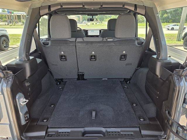 Used 2026 Jeep Wrangler Unlimited Sport AWD/4WD image 17