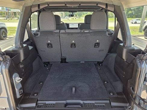 Used 2026 Jeep Wrangler Unlimited Sport AWD/4WD image 17