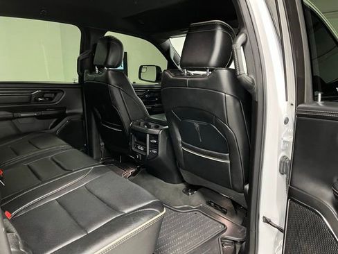 Used 2022 RAM 1500 Limited w/ Body Color Bumper Group AWD/4WD image 51