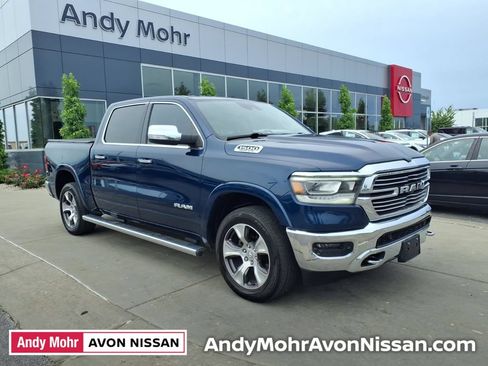 Used 2019 RAM 1500 Laramie AWD/4WD image 2