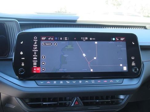 Used 2025 Dodge Charger R/T w/ Quick Order Package 25M R/T image 21