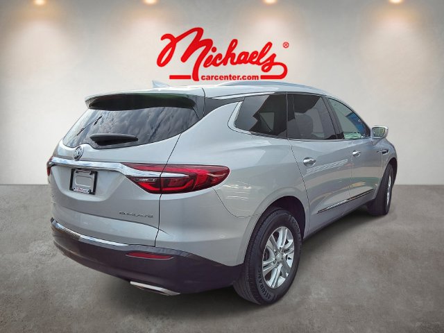 Used 2018 Buick Enclave Essence FWD image 5