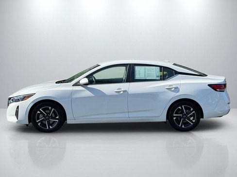 Used 2025 Nissan Sentra SV FWD image 4