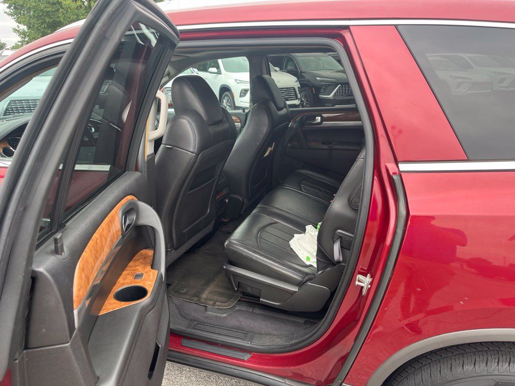 Used 2010 Buick Enclave CXL FWD image 11