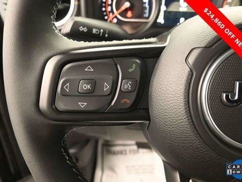 Used 2025 Jeep Gladiator Sport w/ Premium Package AWD/4WD image 21