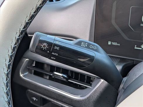 Used 2025 Kia K4 GT-Line w/ GT-Line Sunroof Package FWD image 15