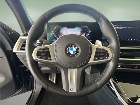 Certified 2024 BMW X7 xDrive40i w/ M Sport Package image 23