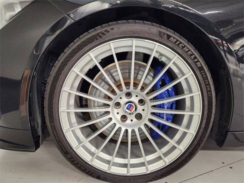 Used 2022 BMW ALPINA B7 xDrive w/ Luxury Rear Seating Package image 8