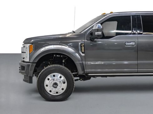 Used 2019 Ford F450 Platinum w/ Platinum Ultimate Package AWD/4WD image 10