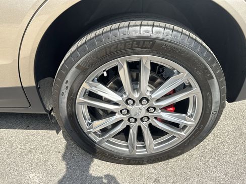 Used 2022 Cadillac XT5 Sportv image 32