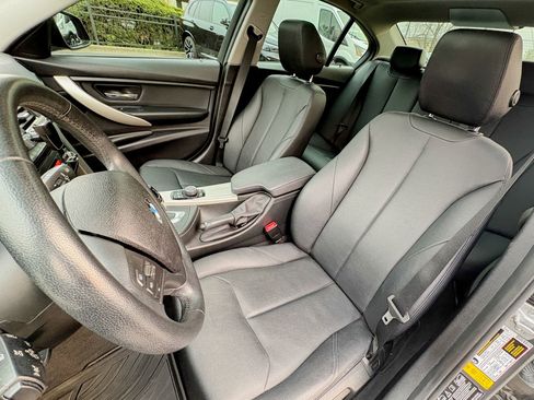 Used 2014 BMW 320i xDrive Sedan image 13
