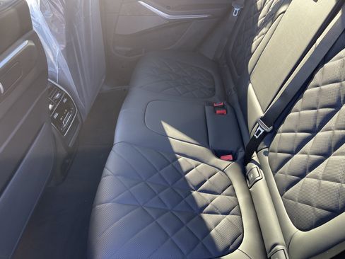 New 2026 BMW X5 xDrive40i w/ M Sport Package image 13