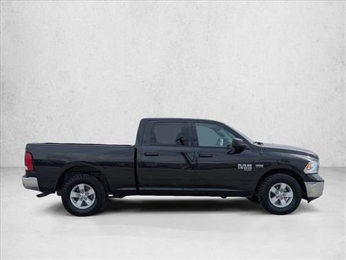 Used 2019 RAM 1500 Classic SLT image 4