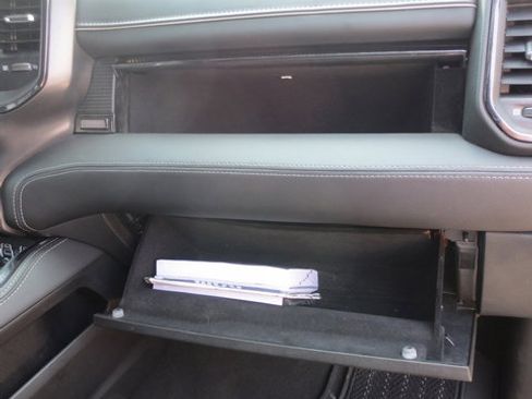 Used 2022 RAM 2500 Limited image 38