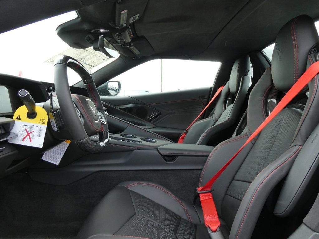 New 2027 Chevrolet Corvette Z06 w/ Stealth Interior Trim Package RWD image 11