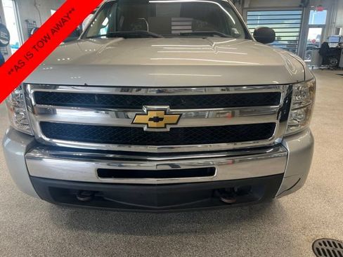 Used 2011 Chevrolet Silverado 1500 LS AWD/4WD image 2