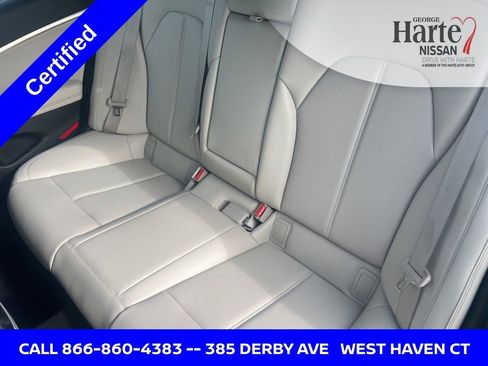 Used 2024 Genesis G70 2.5T image 33