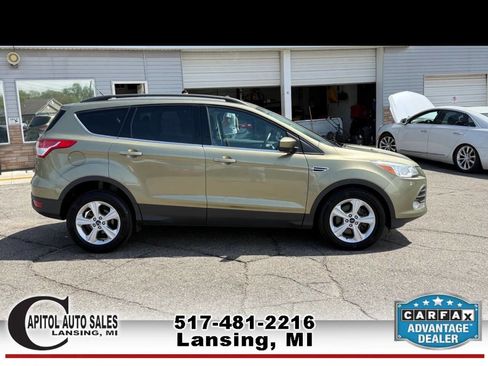 Used 2014 Ford Escape SE w/ Equipment Group 201A AWD/4WD image 9