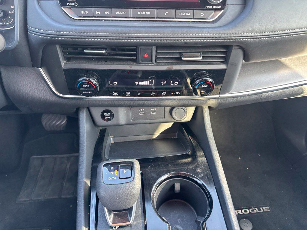 Used 2026 Nissan Rogue SV AWD/4WD image 21