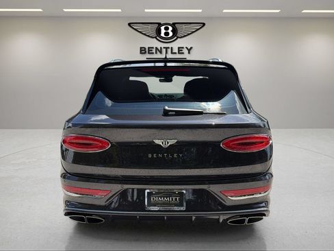 Certified 2023 Bentley Bentayga AWD/4WD image 7