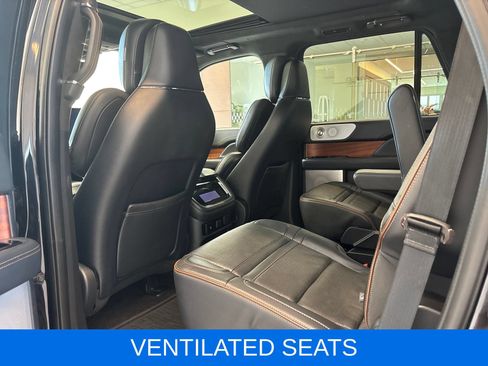Certified 2022 Lincoln Navigator Black Label AWD/4WD image 12