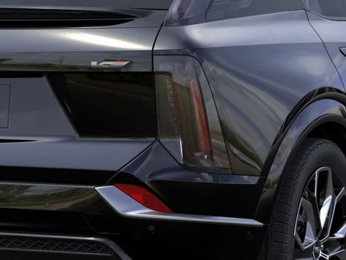 New 2026 Cadillac Optiq V AWD/4WD image 11