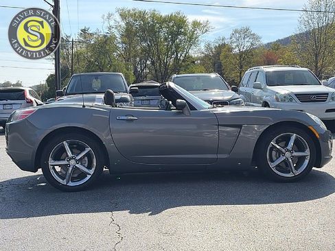 Used 2007 Saturn Sky image 8