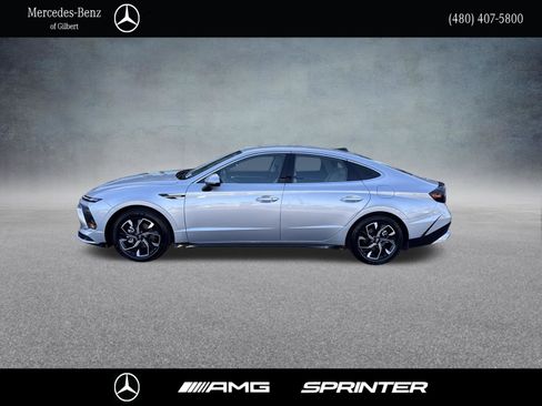 Used 2025 Hyundai Sonata SEL FWD image 3