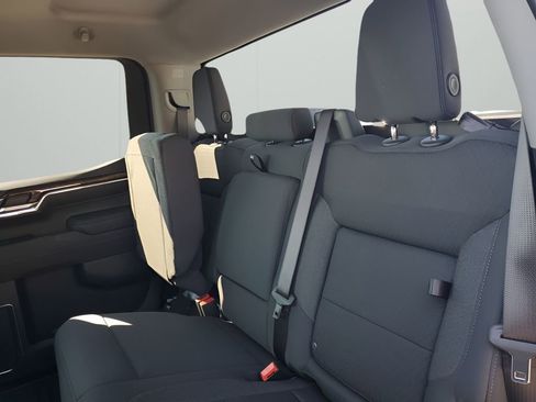 New 2026 GMC Sierra 1500 Elevation image 19