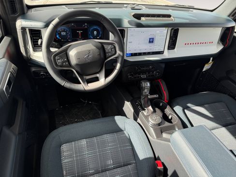 New 2026 Ford Bronco Heritage Edition AWD/4WD image 15